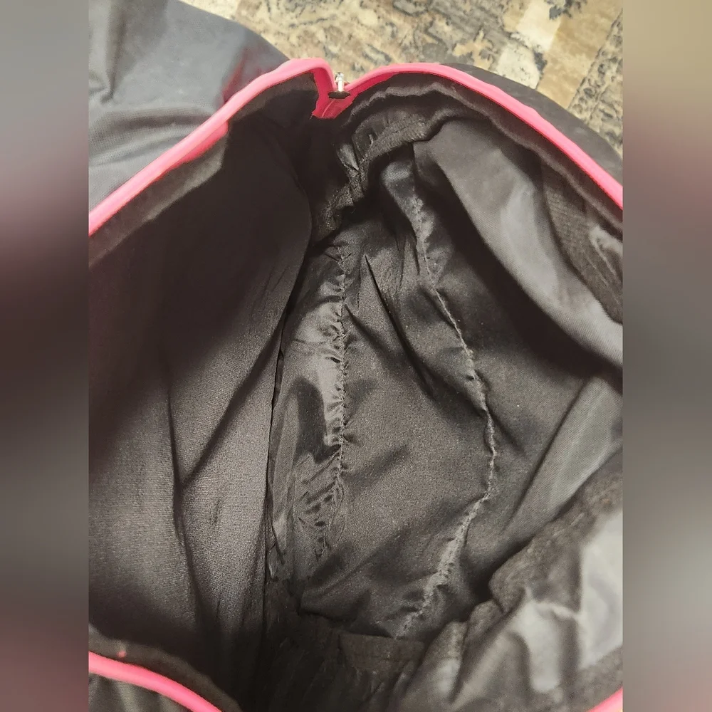 Backpack - Picture 3 of 5